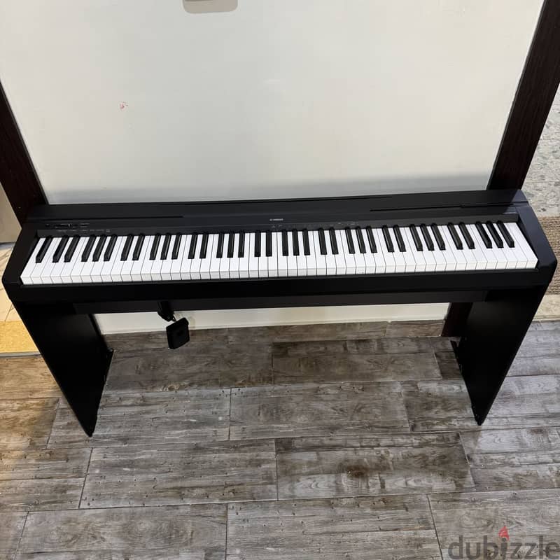 Yamaha P-45 Digital Piano 1
