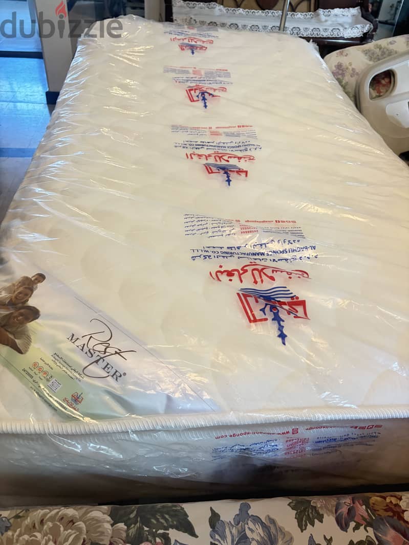 Two mattresses 90 kd, one mattress 45 kd 1