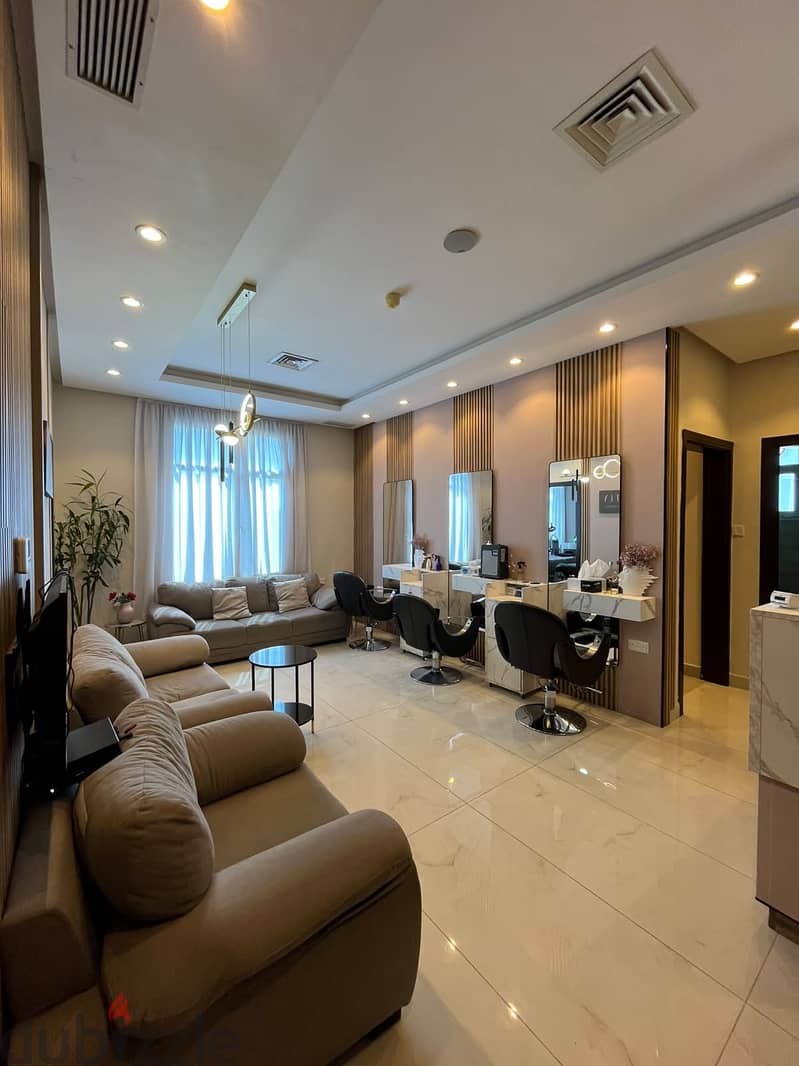 Ladies' salon for rent in Salmiya 2