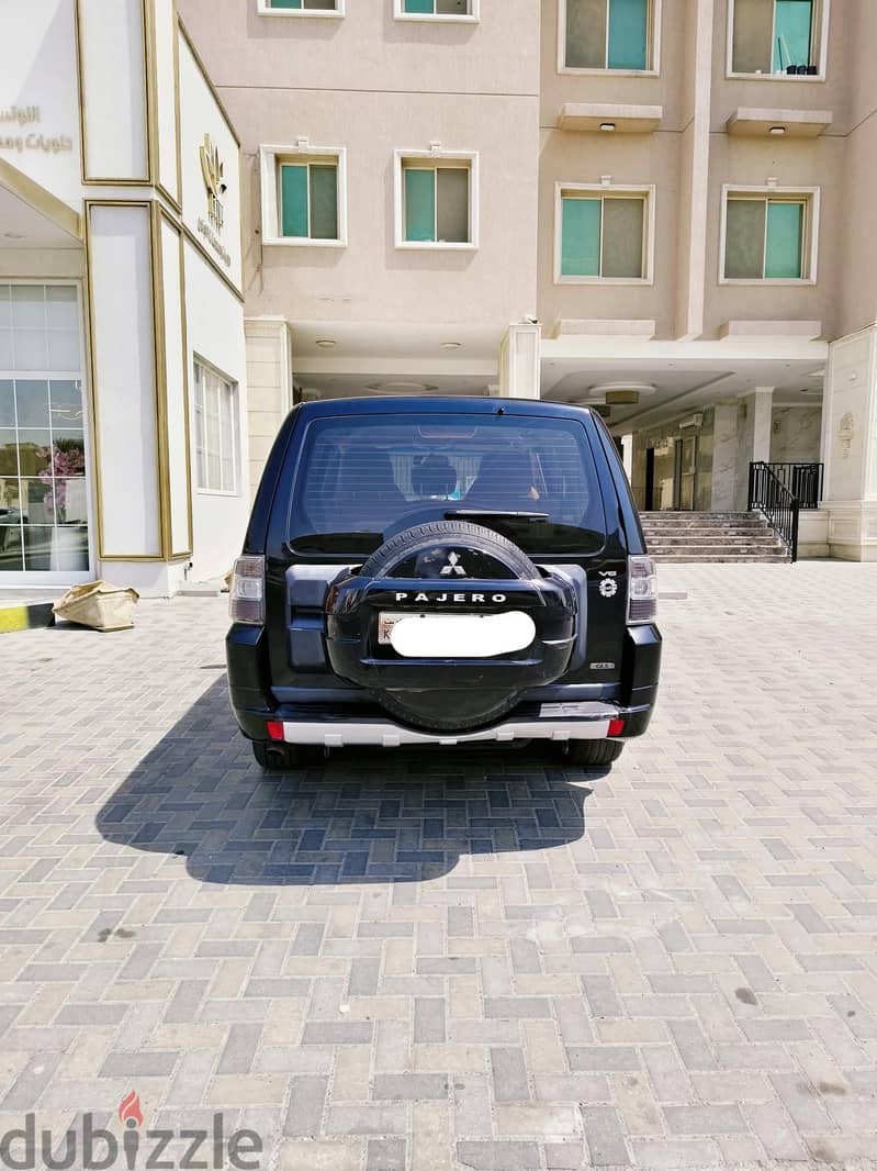 Mitsubishi Pajero 2011 3