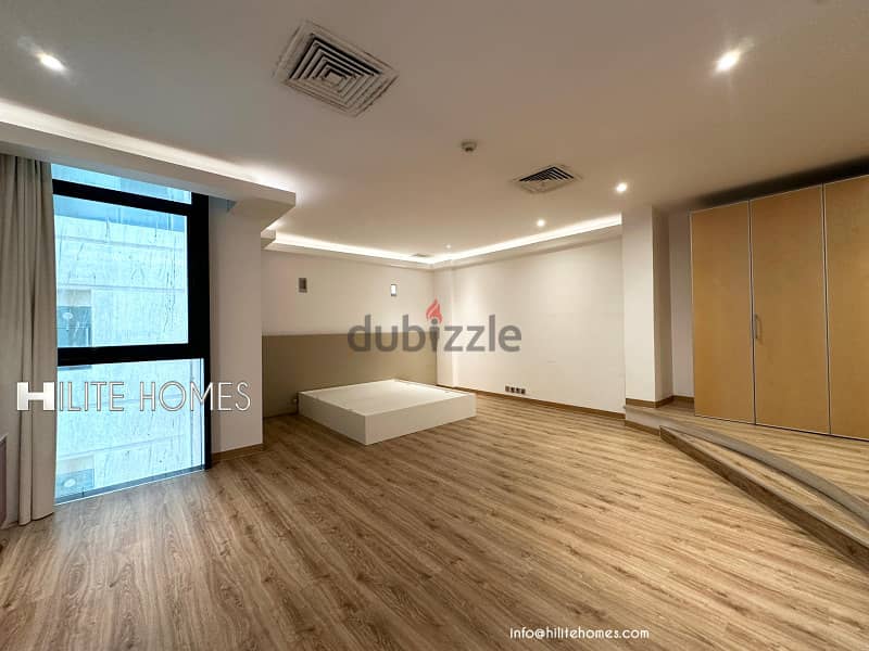 Luxury Coastal Duplex for Rent in Salmiya 10