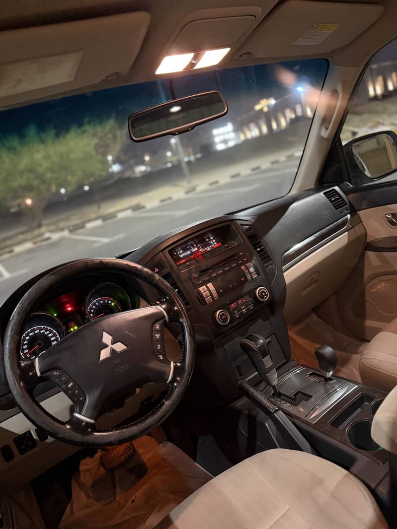 Pajero 2012 original paint 6