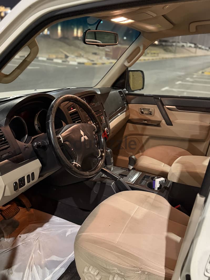 Pajero 2012 original paint 8