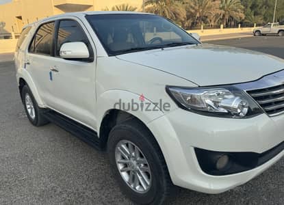 Toyota Fortuner 2015