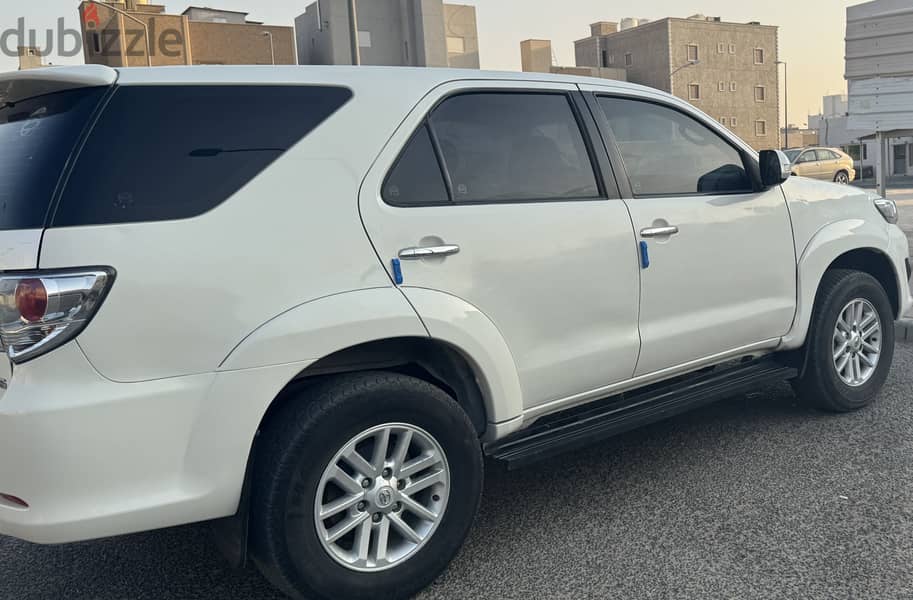 Toyota Fortuner 2015 5