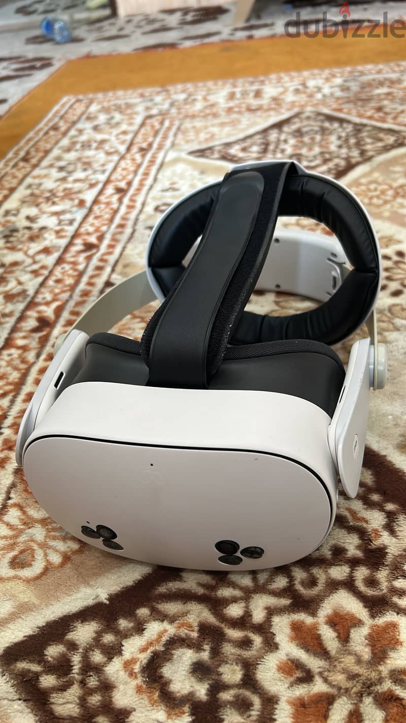 إلكترونيات أخرى مستعملة بسعر 80 KWD ميتا كويست ٣ اس meta quest 3 s 6