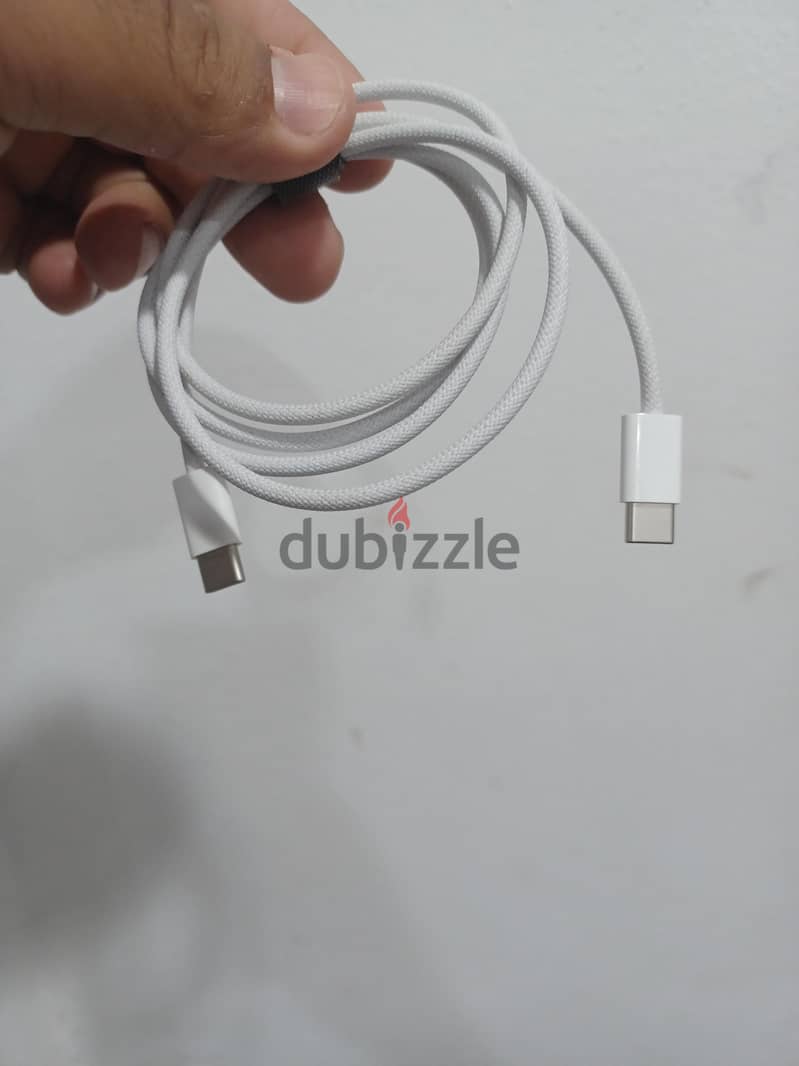 كابل آبل أصلي 100% وكالة مضفر USB-C (بحالة الجديد 2