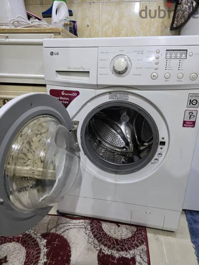 7 KG LG AUTOMATIC WASHING MACHINE FRONT LOAD