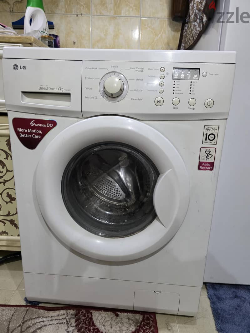 7 KG LG AUTOMATIC WASHING MACHINE FRONT LOAD 2