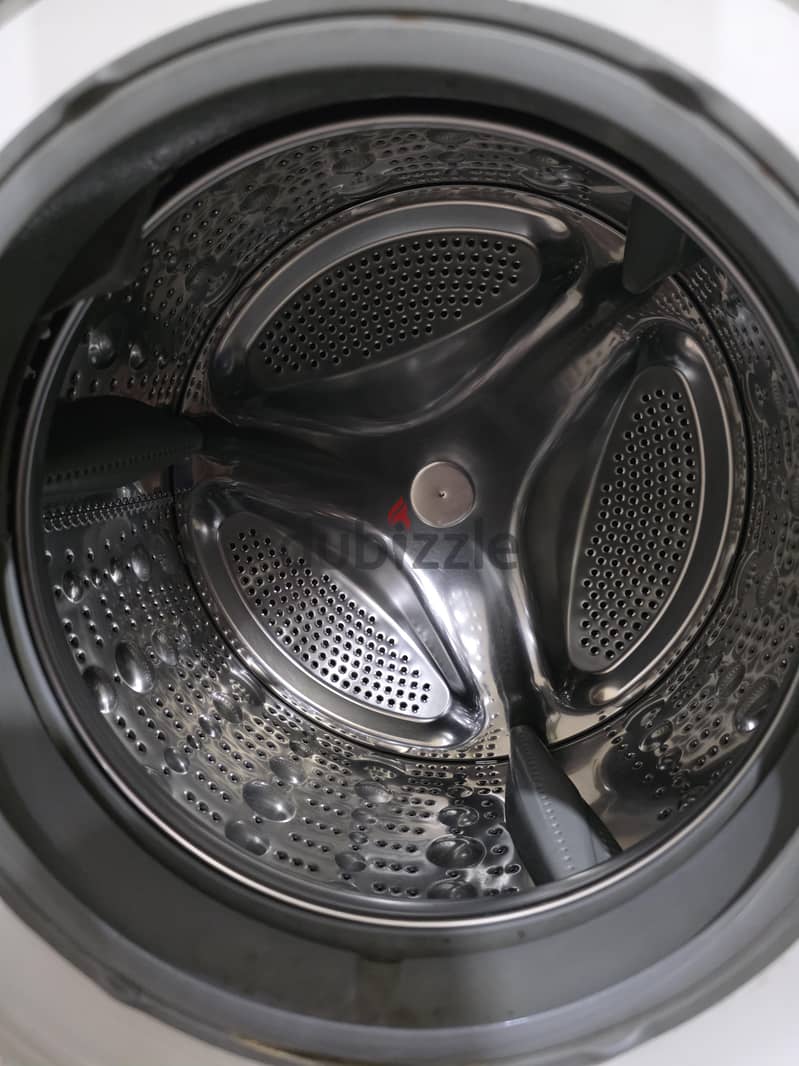 7 KG LG AUTOMATIC WASHING MACHINE FRONT LOAD 3