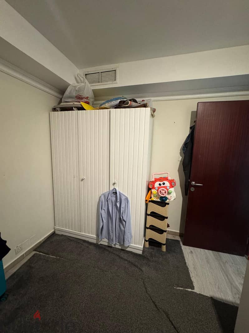 We are selling a variety of good-quality household items at reasonable 2