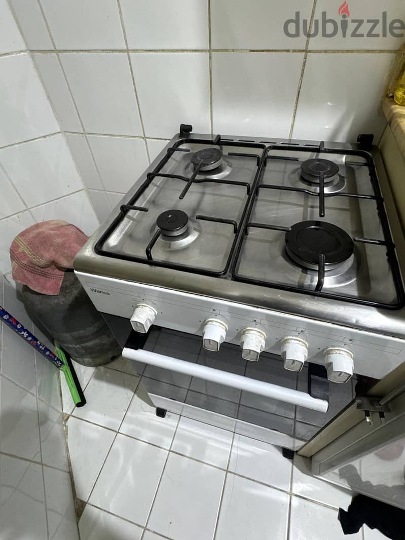 We are selling a variety of good-quality household items at reasonable 7