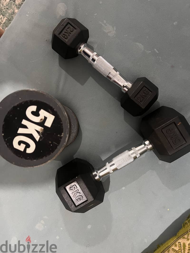 All for 10 kd only  3 dumbell set  ‍ 2