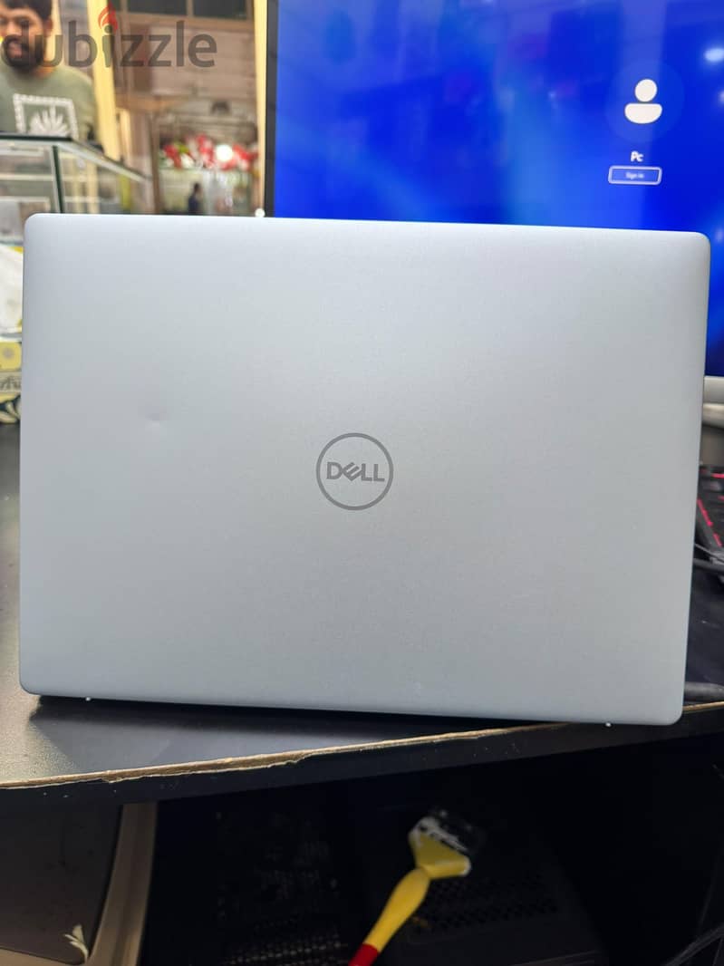 Intel i7 150u RaM 16GB DDR 5 SSD NvMe 1TB 14inch 3