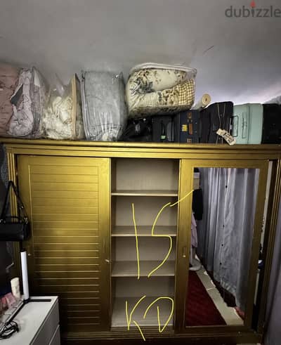 3 doors sliding cupboard