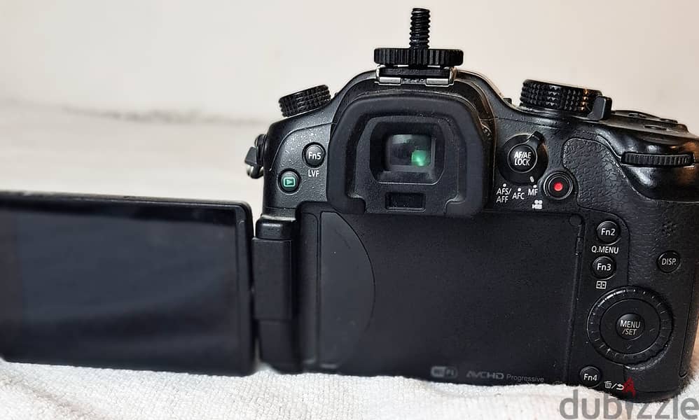 Panasonic LUMIX DMC-GH3 16.0MP Digital Camera - WITH Accessories 3