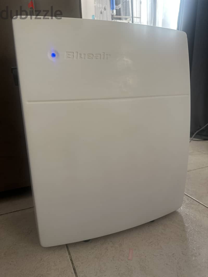 Blueair 203 Air Purifier, with some cosmetic marks 1