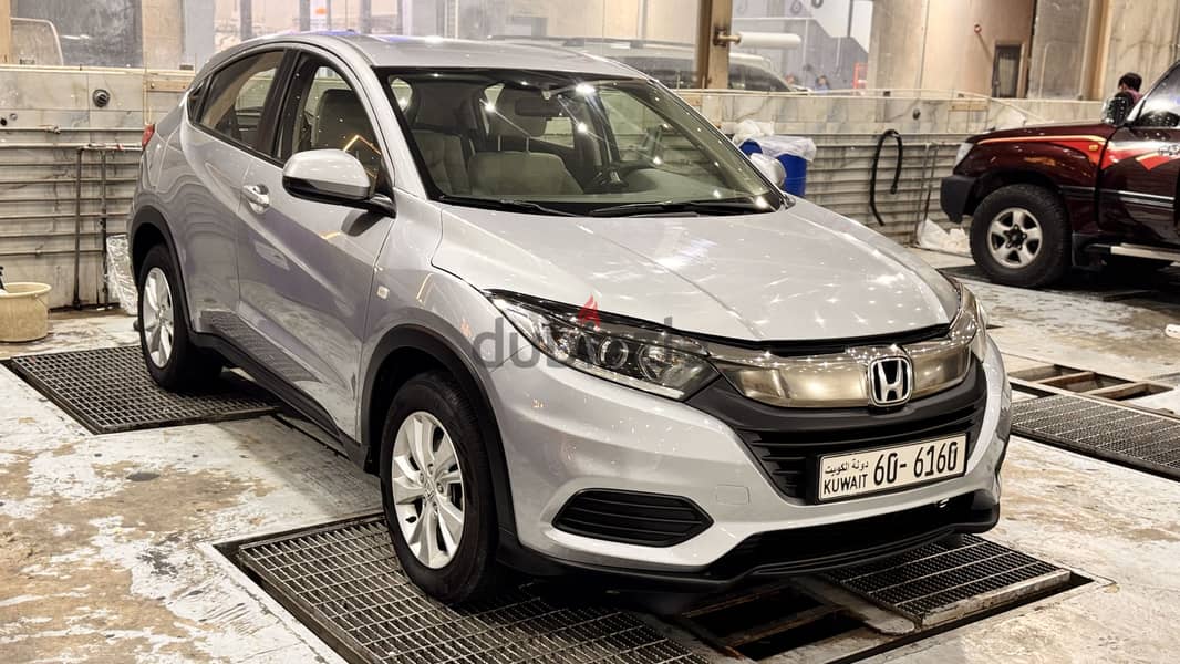 Honda HR-V 2021-59000 kms low mileage 2