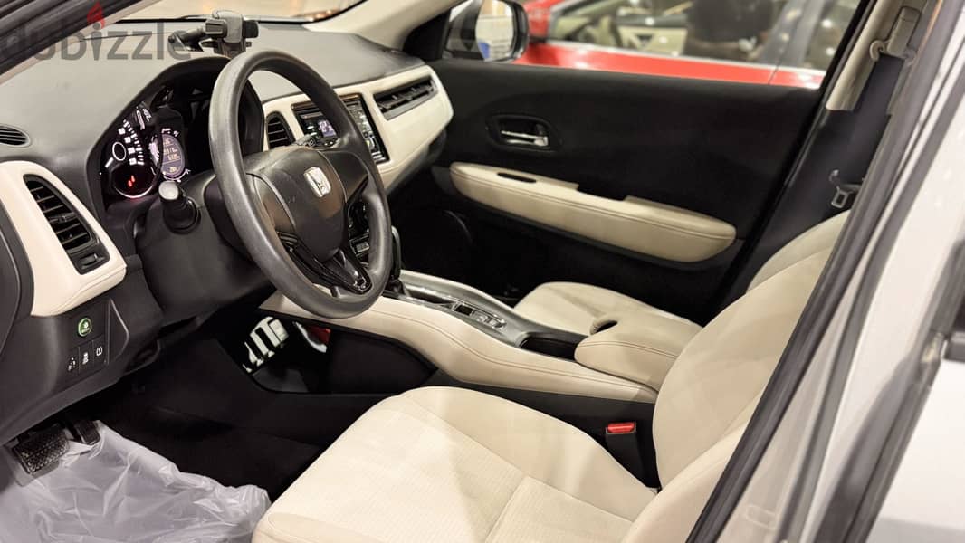 Honda HR-V 2021-59000 kms low mileage 5