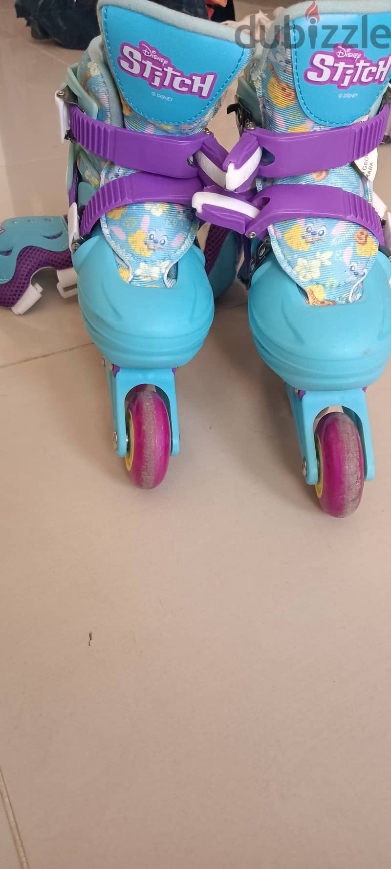 Sckating shoes for sale only 6kd 1