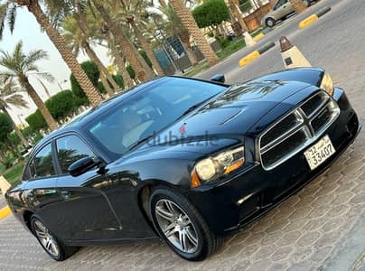 دودج تشارجر 2013  حالة ممتازة شرط الفحص