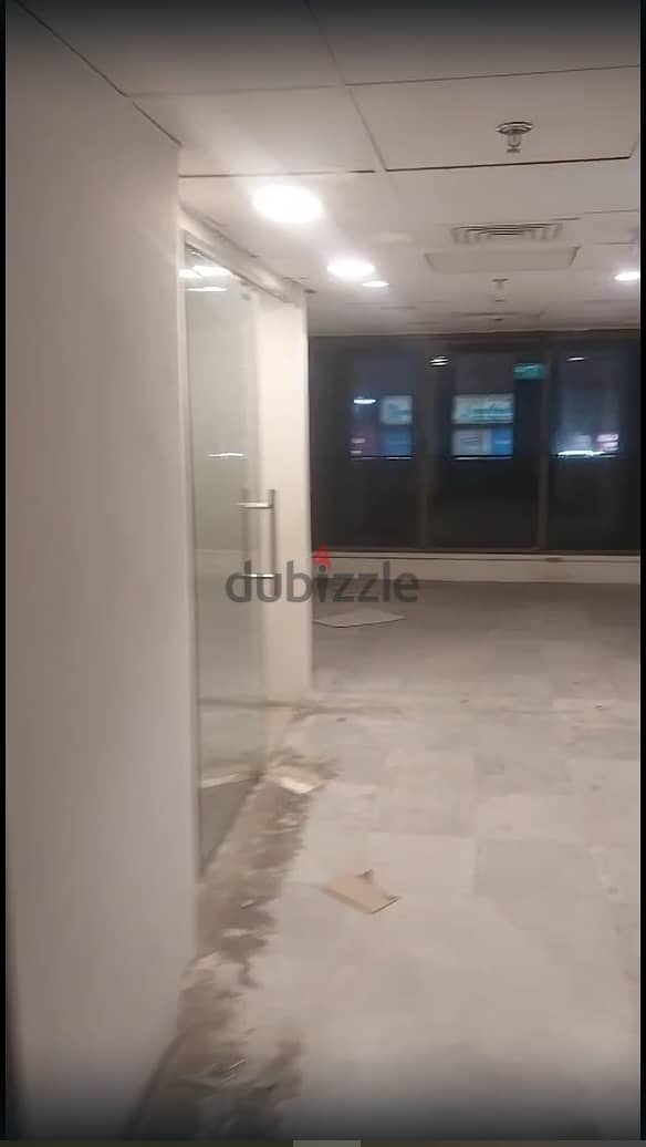 للايجار ميزانين كامل بمنطقة حولي شارع بن خلدون مساحة 225 متر 1500 دك 1