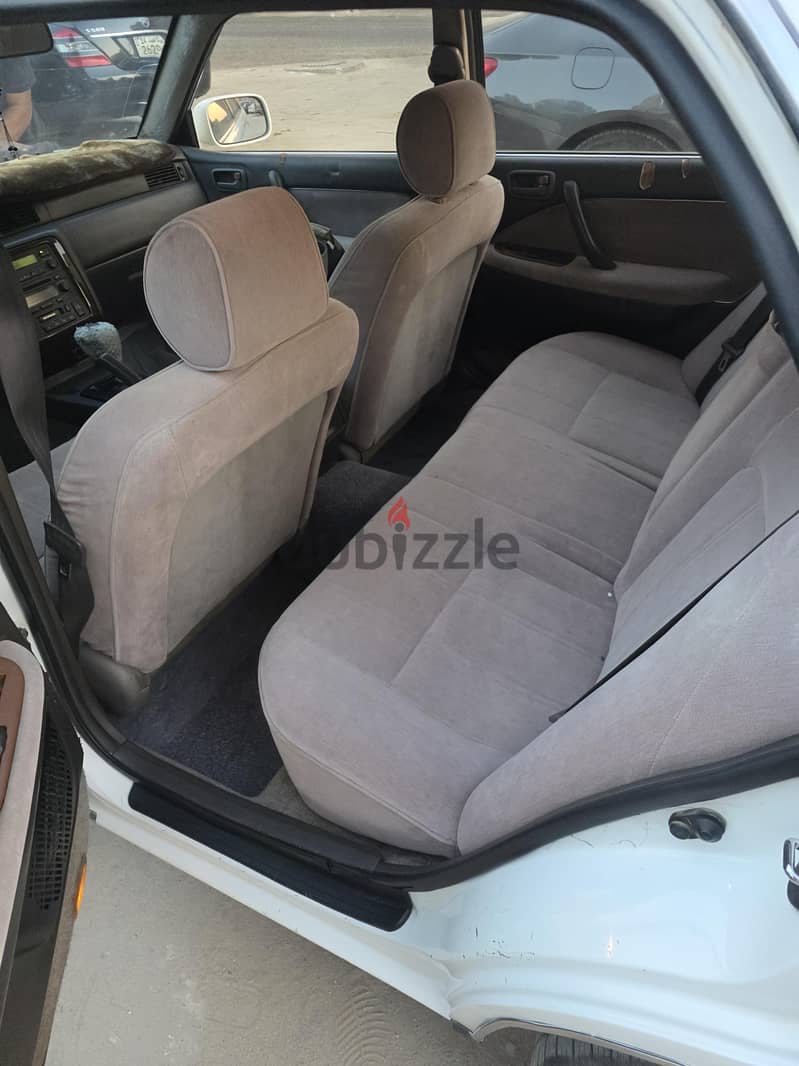 Toyota Crown 1991 5
