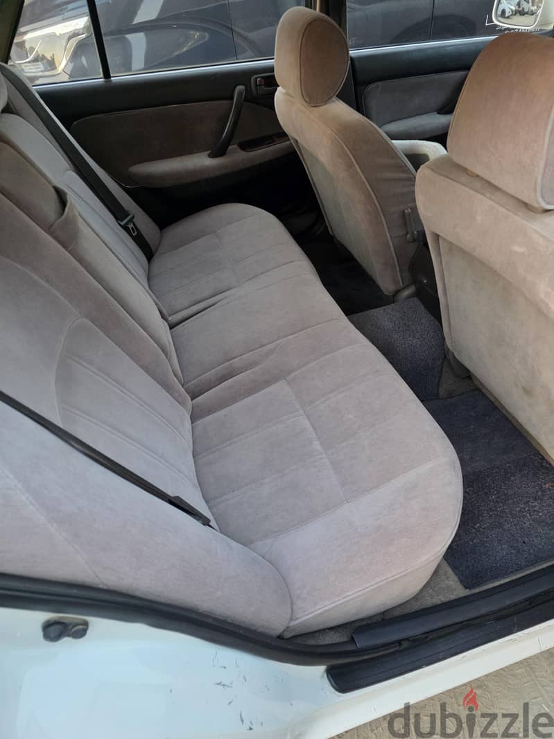 Toyota Crown 1991 6