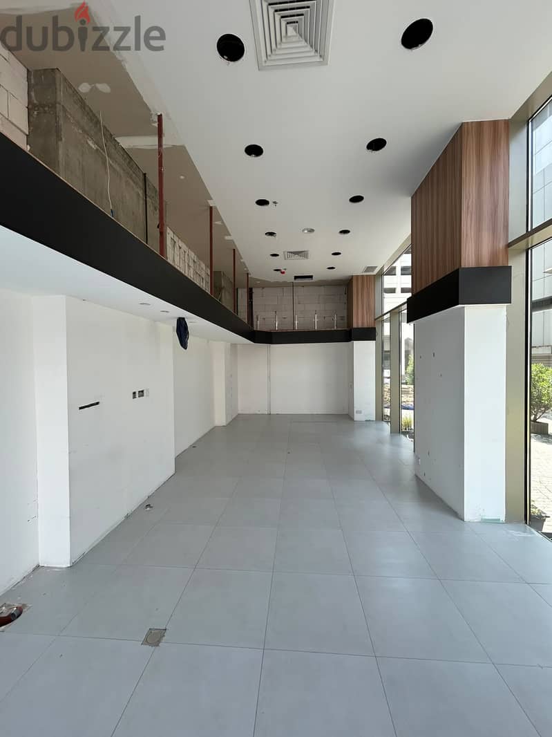 Retail Shop for Rent in Al-Qibla (with Rent-Free Grace Period) 2