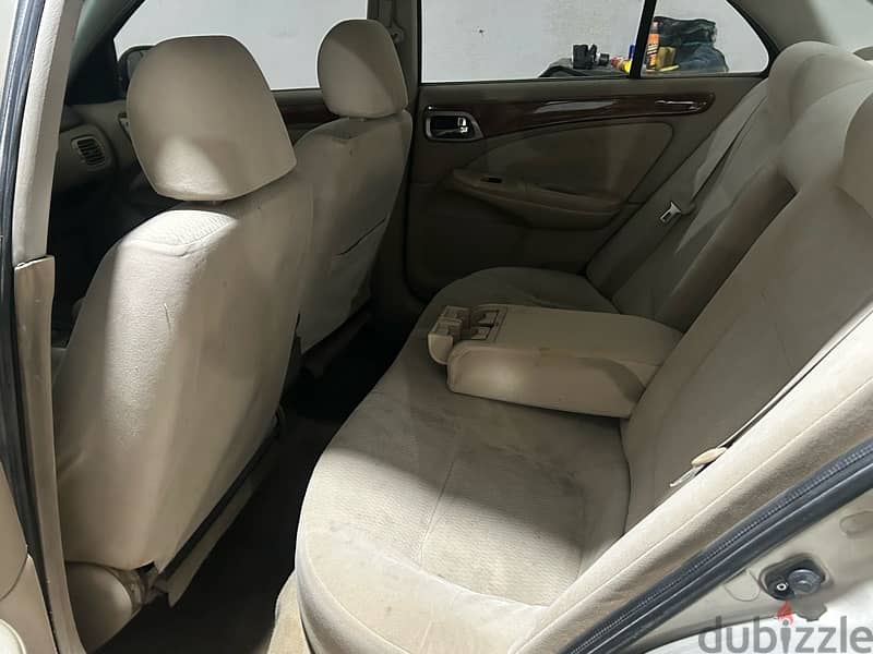 Nissan Sunny 2011 11