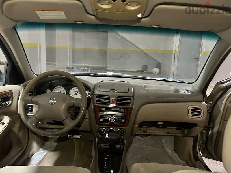 Nissan Sunny 2011 14