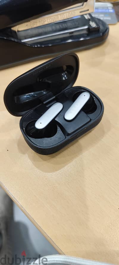 boult earbuds