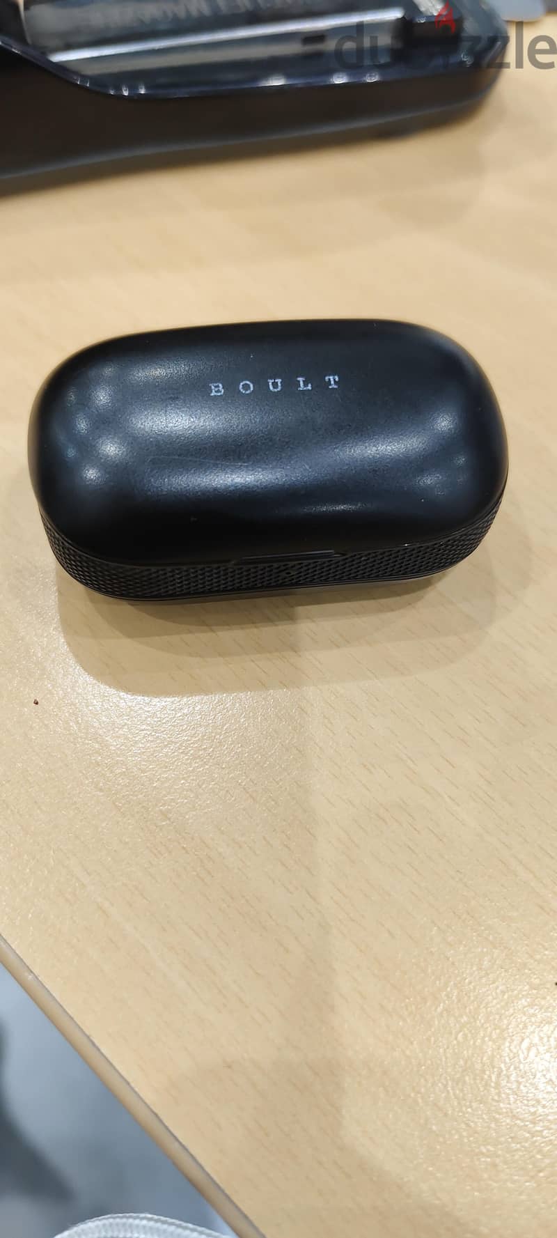 boult earbuds 2