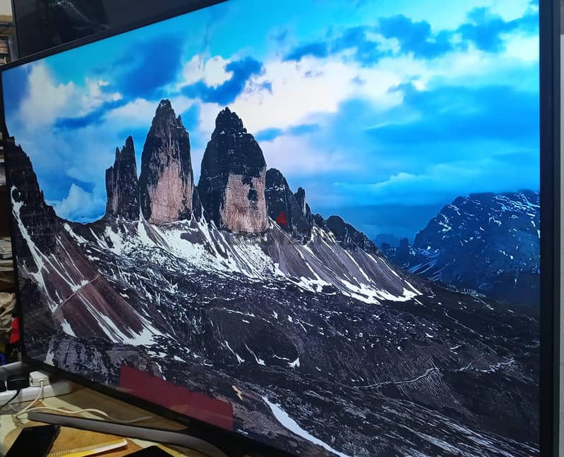 SAMSUNG SMART 55 INCH 4 K UHD TV 4