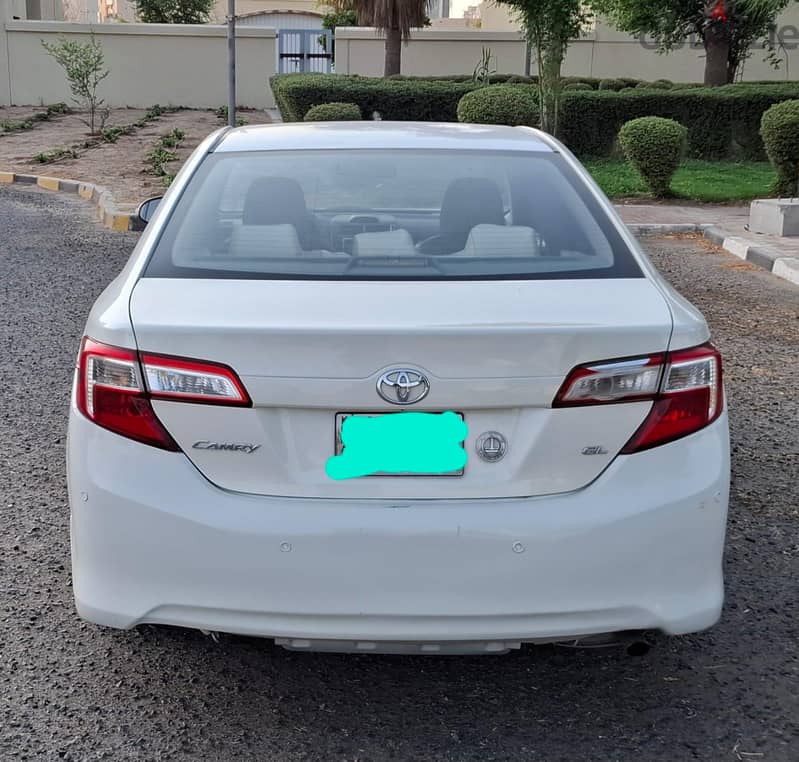 Toyota Camry 2014 3