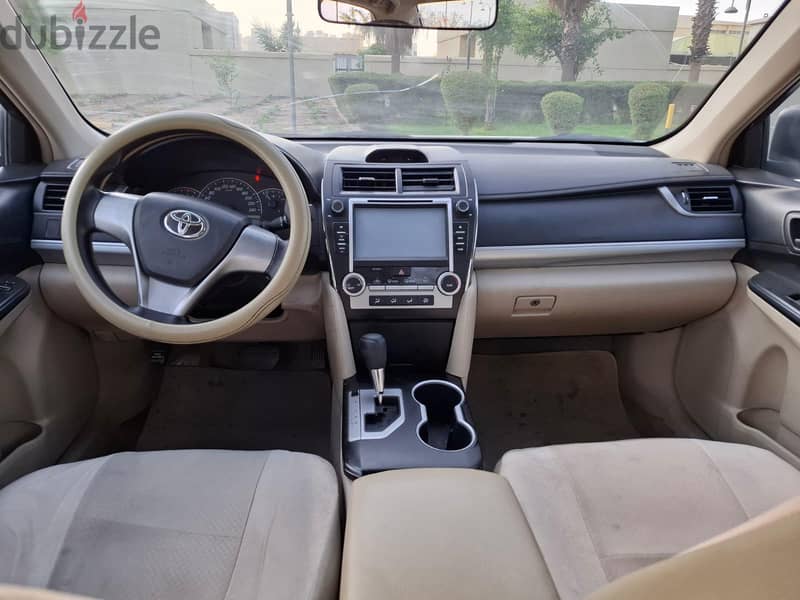 Toyota Camry 2014 4