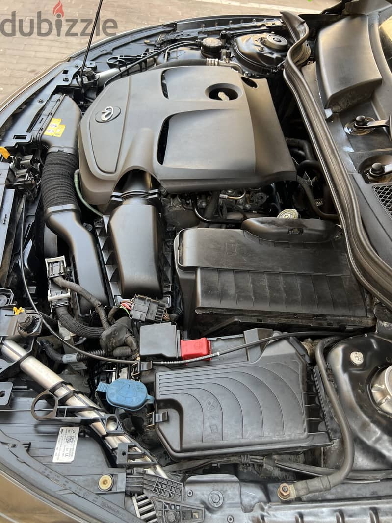 INFINITI Q30 2018 ( lady use  ) 8