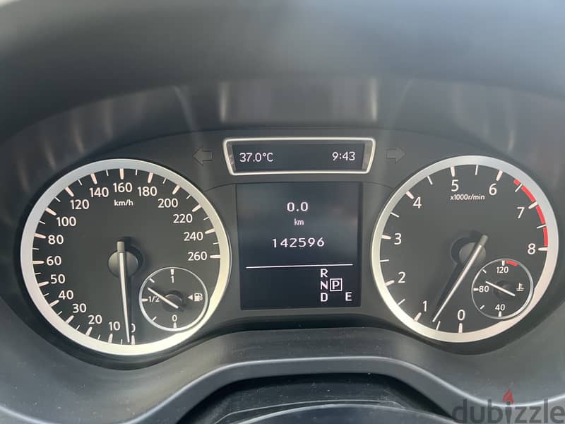 INFINITI Q30 2018 ( lady use  ) 9