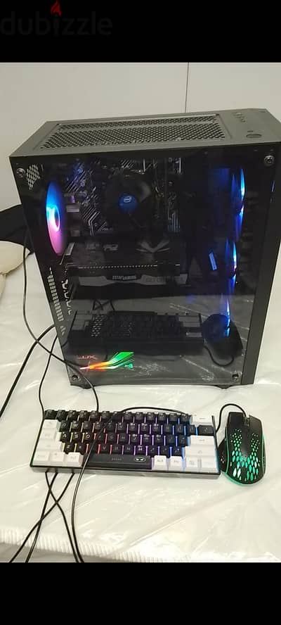 pc للبيع بحاله ممتازه