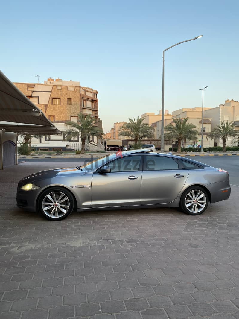 Jaguar XJ 2014 7