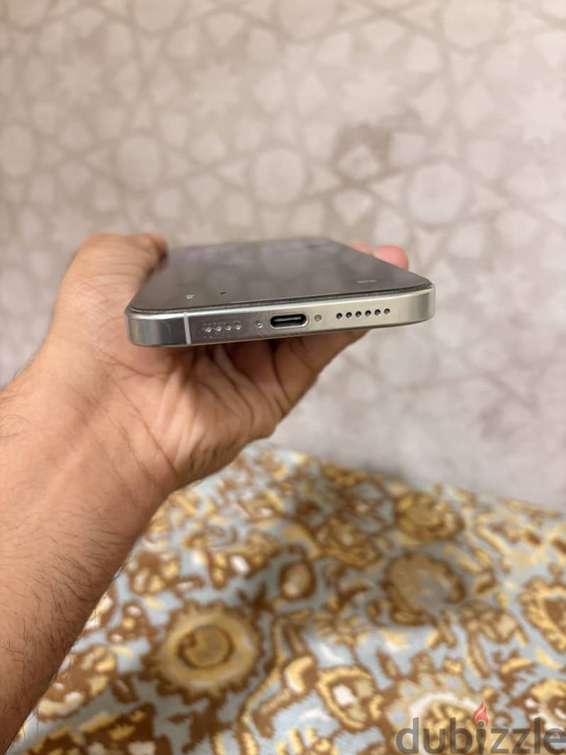 IPhone 16 Pro max 256 Gb White Titanium In Best Condition 93% Battery 4