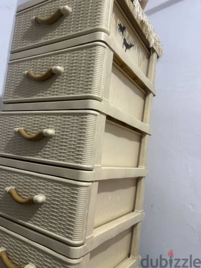 Storage boxes