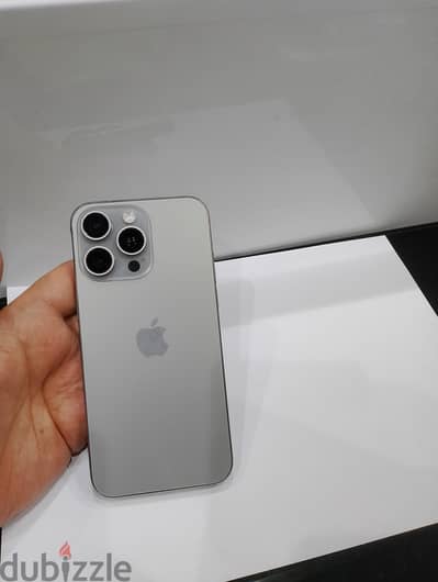 iPhone 15pro max 256GB