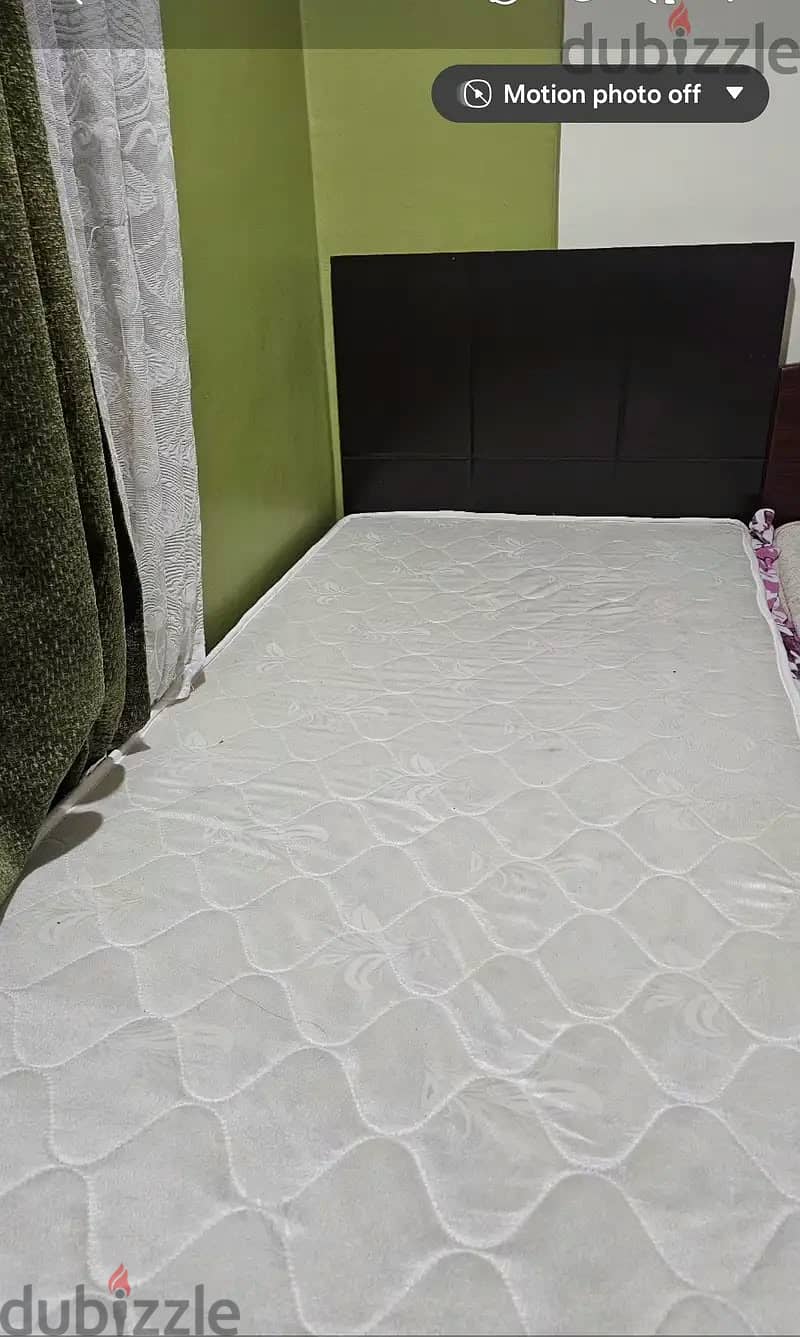 Single bed with medicated mattress 1