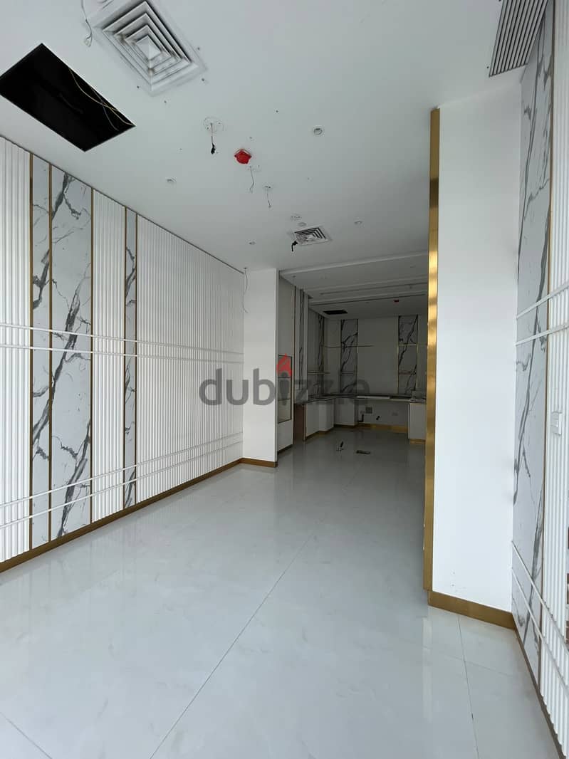 Retail Shop for Rent in Al-Qibla (with Rent-Free Grace Period) 2