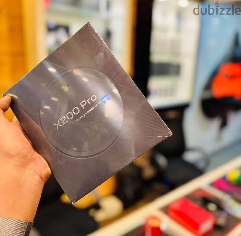 BRAND NEW VIVO X200 PRO NOW AVAILABLE!!! 1