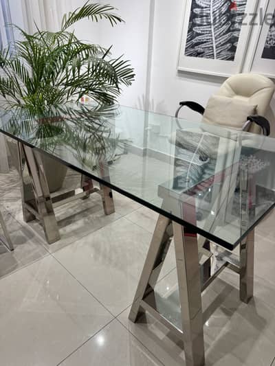 William sonomi desk
