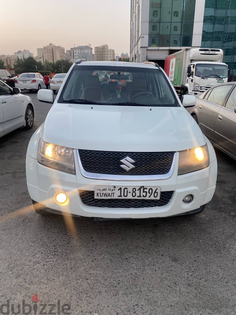 Forsale Suzuki Grand Vitara 2011 4