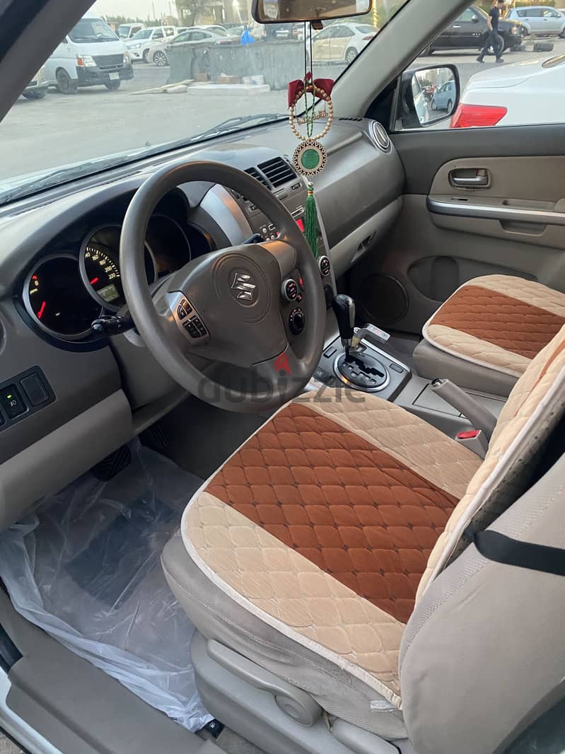 Forsale Suzuki Grand Vitara 2011 6