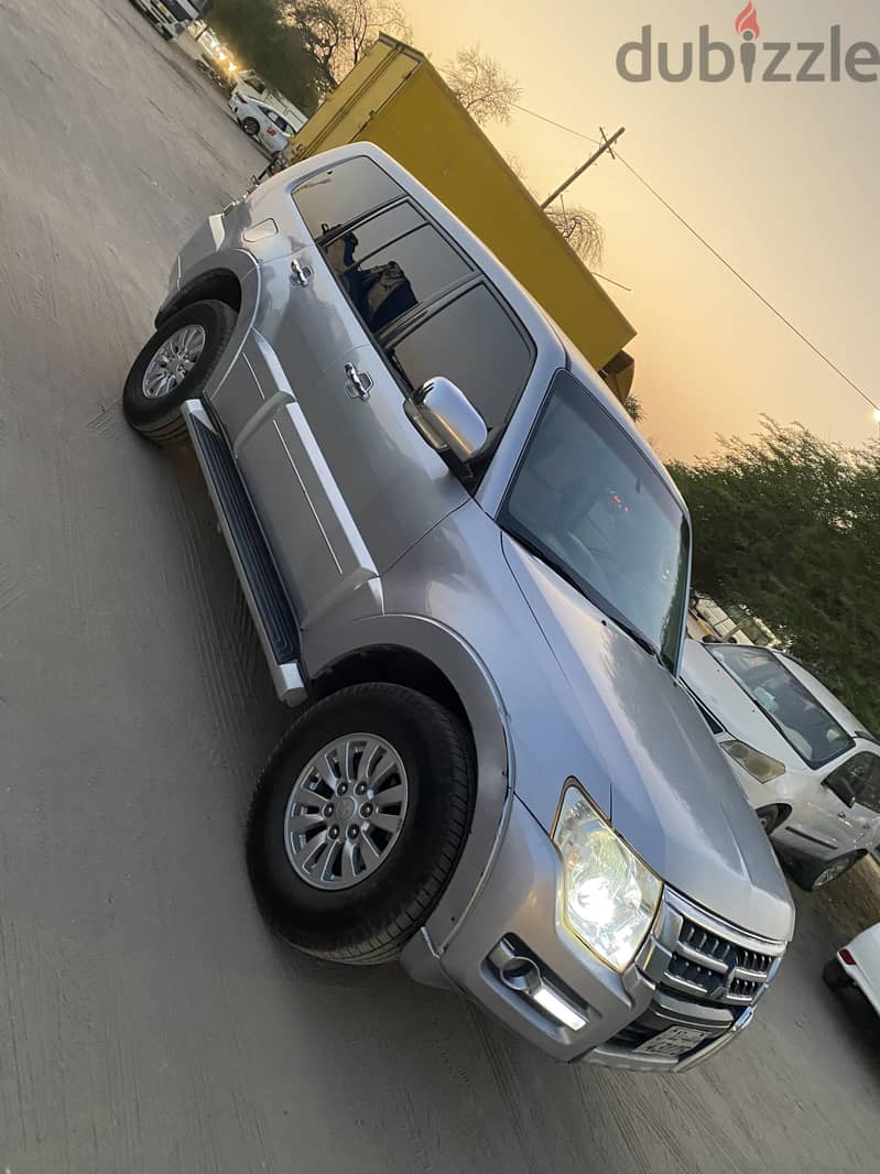 Mitsubishi Pajero 2015 1